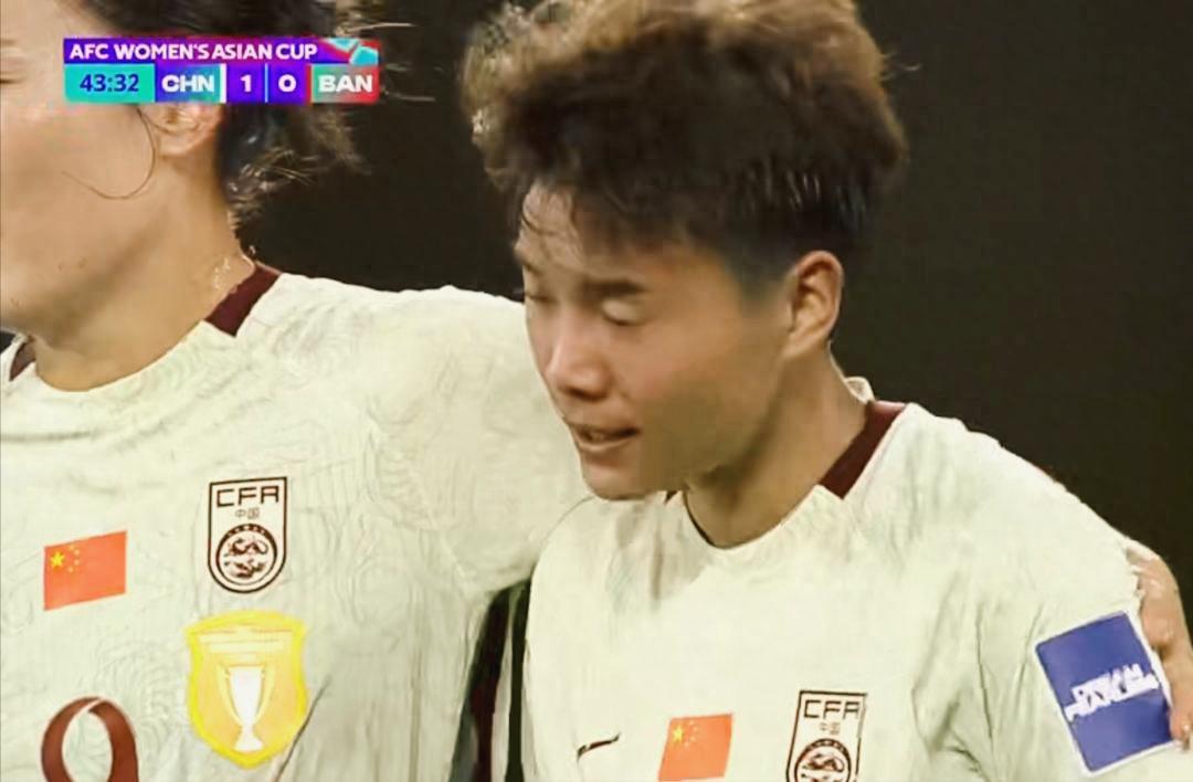 博鱼体育登录入口-高兴不起来！中国女足2-0开门红，踢得混乱险丢球，这样踢难卫冕